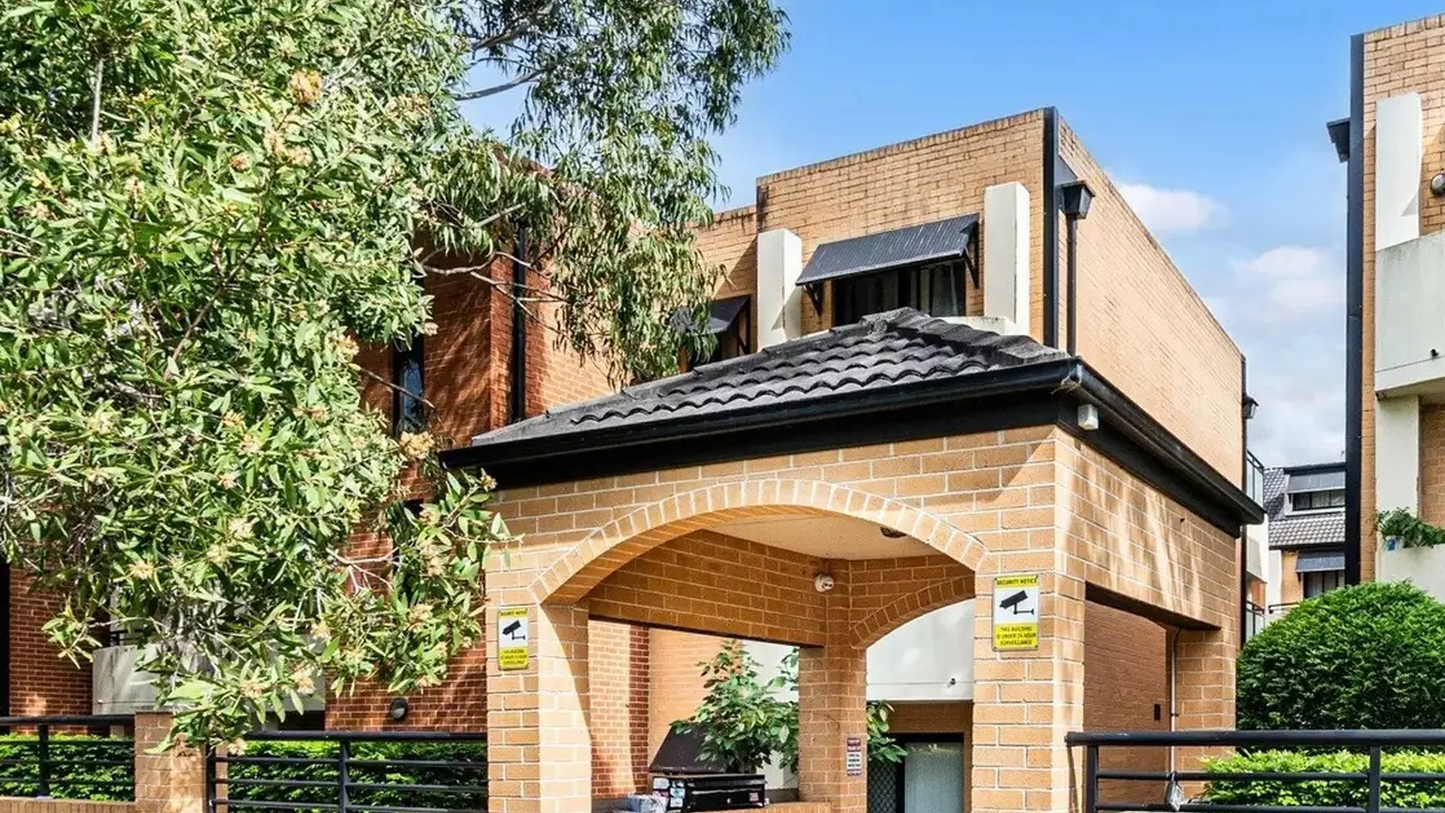 Apartment building entrance on Eastbourne Road, Homebush West