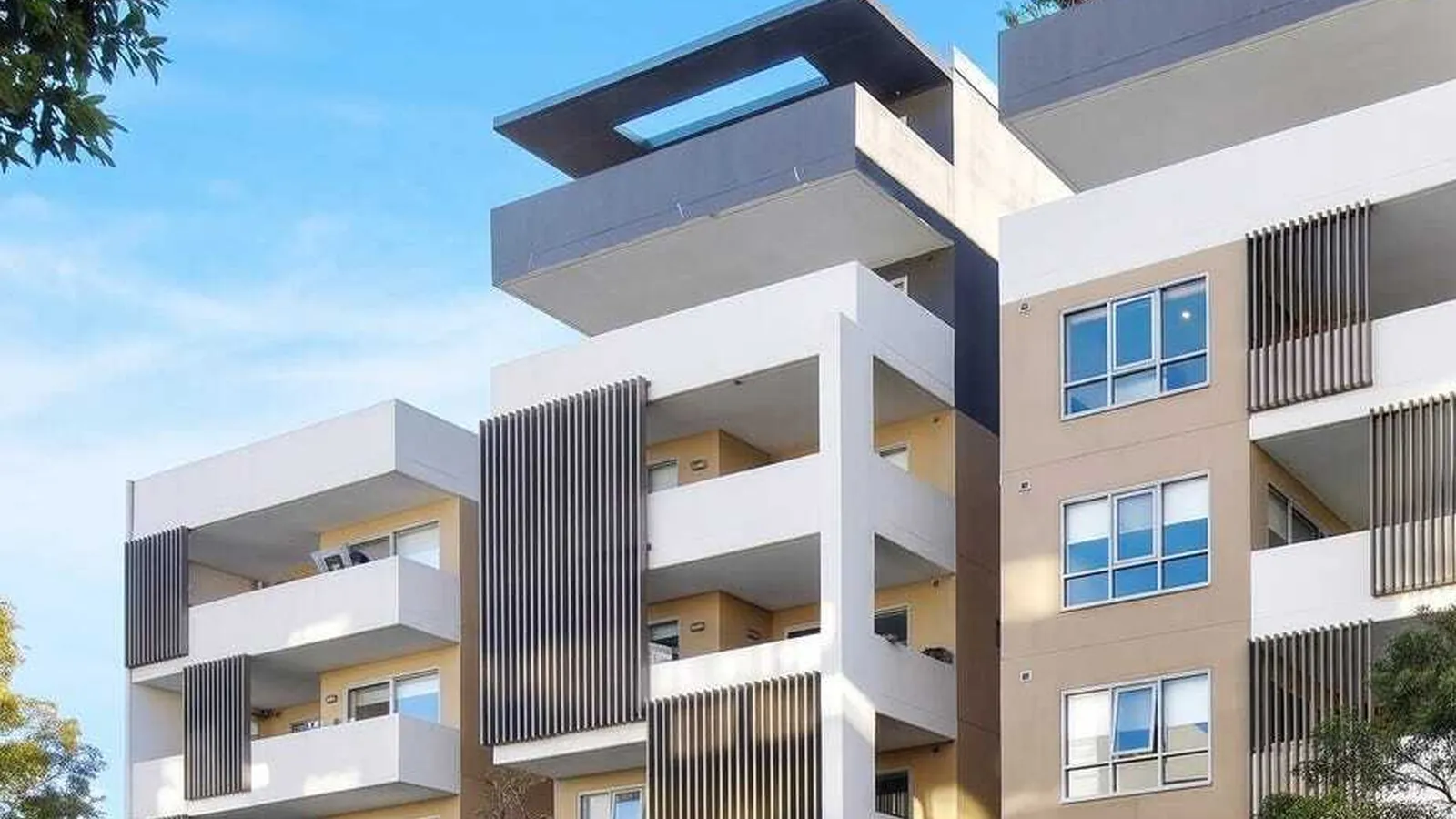 Apartment building in Homebush
